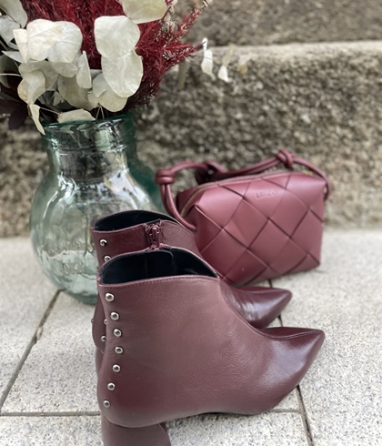 Botin Angari 54137-72 MAGA tachas burdeos - Imagen 2