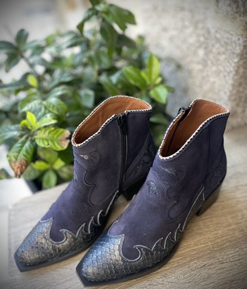 Botas camperas retailer azul marino