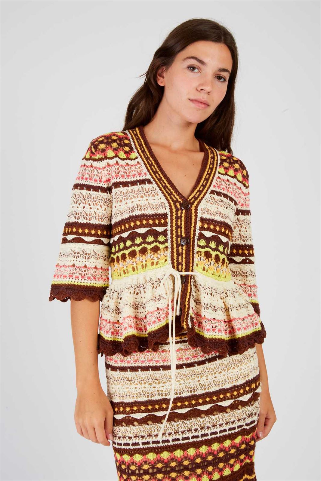 Cardigan  Derhy FLYNN crochet marrones. - Imagen 3