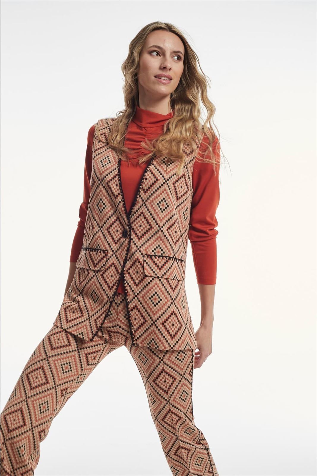 Pantalon Oky VOMIL jacquard geometrico caldera - Imagen 3