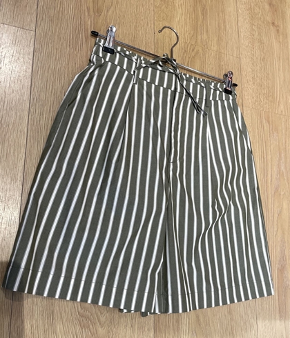 Pantalón short YERSE 44832 popelin rayas verdes - Imagen 2