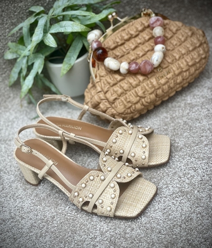 Sandalia Noa Harmon SALINA tachas beige - Imagen 2